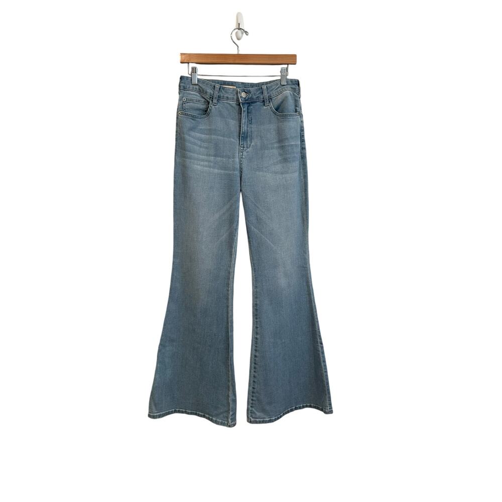 NEW Anthropologie Pilcro Flared High Waisted Light Wash Denim Boho Jeans Size 29